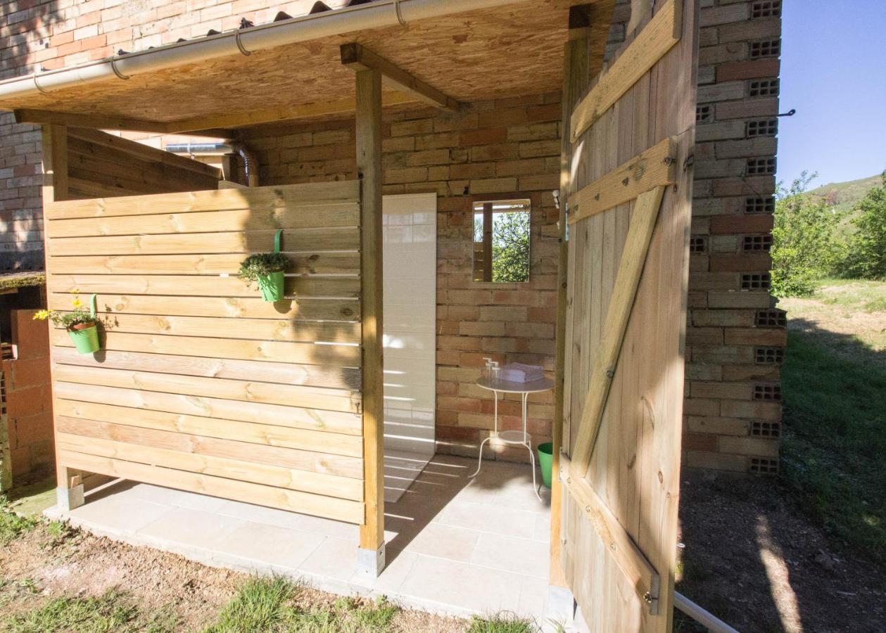 Ma Caravane Dans Les Collines Villeneuve-la-Comptal Exterior photo